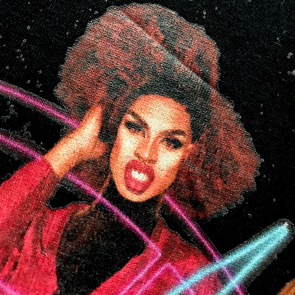 World Famous Drag Queens T - Picture 7 of 7